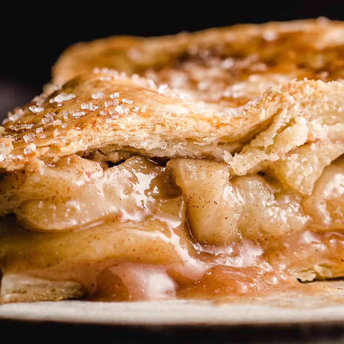 ovaldeveloper's tweet card. The perfect Apple Pie is starts with a tender, flaky pie crust and juicy apple slices drenched in sugar, cinnamon and nutmeg!