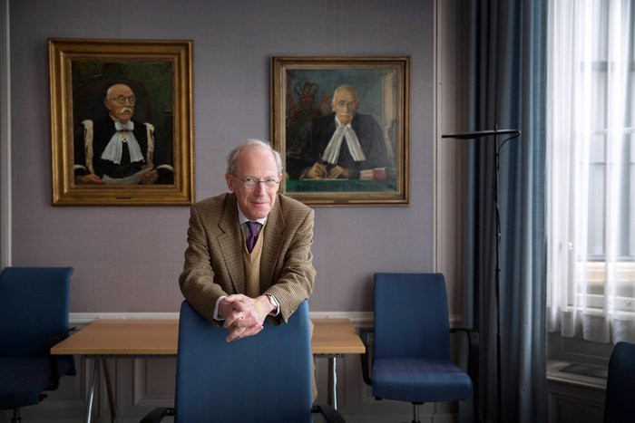 RPlasterk's tweet card. Na negentien jaar neemt Jaap Spier afscheid als advocaat-generaal bij de Hoge Raad. De jurist wil zijn aandacht volledig gaan richten op grote wereldproblemen, zoals de klimaatverandering. ‘In deze...