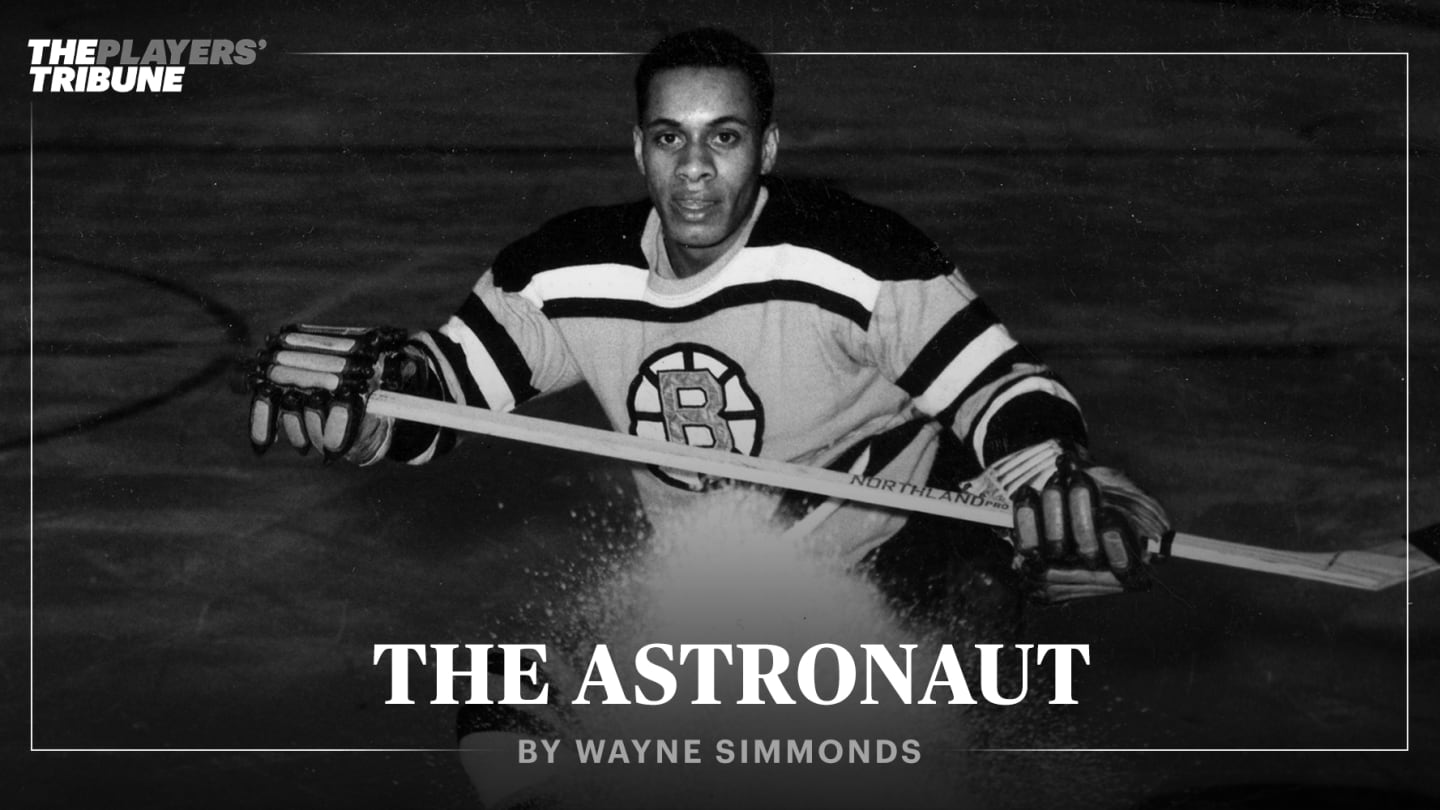Simmonds17's tweet card. For every single kid who was ever told to “stick to basketball,” Willie was like the first man on the moon.