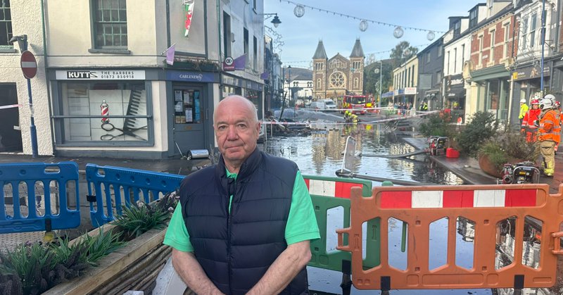 Tweet card summary image