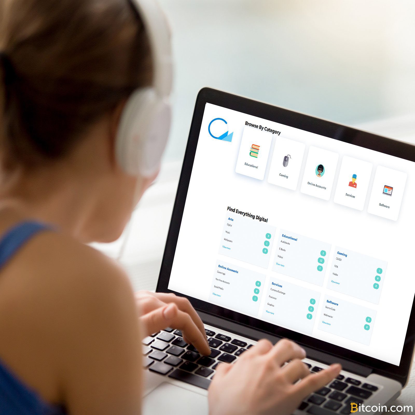 BitcoinCourse's tweet card. This week we looked at a new cryptocurrency-based marketplace called, Coinmall.io, a platform that allows users to purchase digital goods with bitcoin
