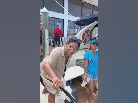 kaysha's tweet card. My brother @nelsonbenguela with the wife and nephews rockin' to...