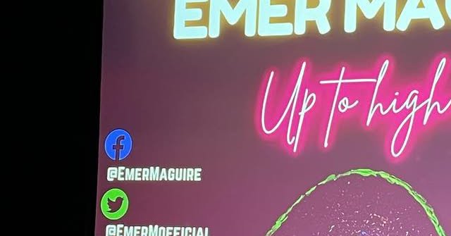 Tweet card summary image