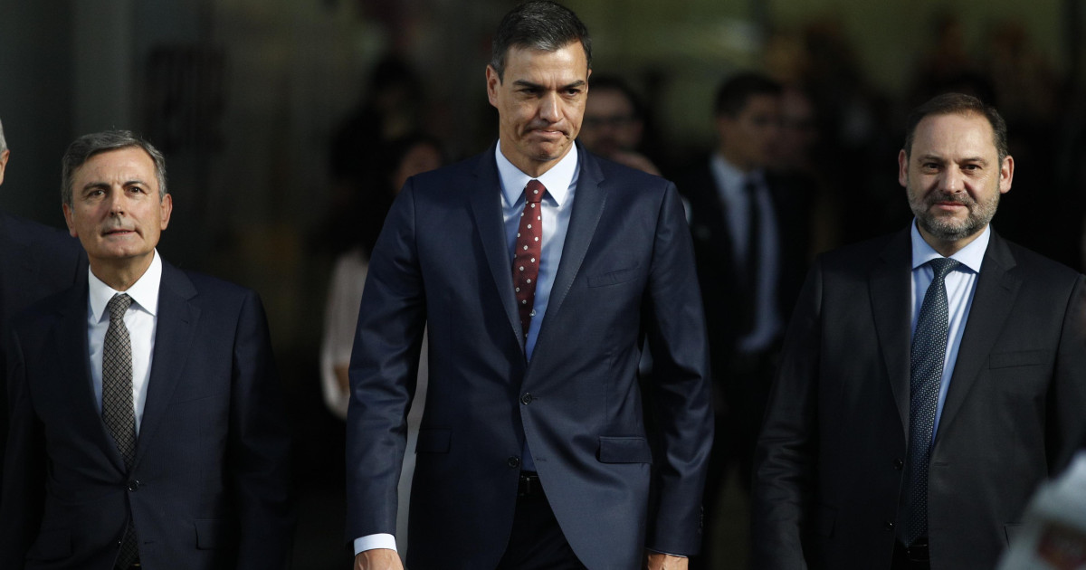 carlesenric's tweet card. La Unidad Central Operativa (UCO) de la Guardia Civil vuelve a estrechar el cerco sobre la estructura que, desde el Ministerio de Transportes, alla...