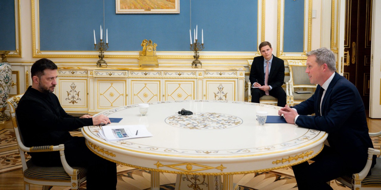 yarotrof's tweet card. The proposal would demand territorial and security concessions from Kyiv while offering Moscow major incentives.