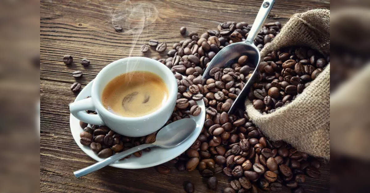 _navnitkumar's tweet card. Black Coffee Health Benefits: A new study indicates that consuming one to two cups of black coffee daily may lower the risk of death by 14%. Adding milk or sugar diminishes the health benefits. The...