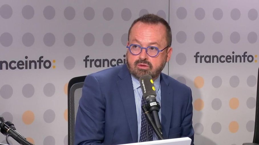 franceinfo's tweet card. Cette augmentation à venir du plafond doit être "soutenable pour tout le monde : pour les entreprises, pour l'Assurance-maladie, pour les patients", défend Yannick Neuder, jeudi sur franceinfo.