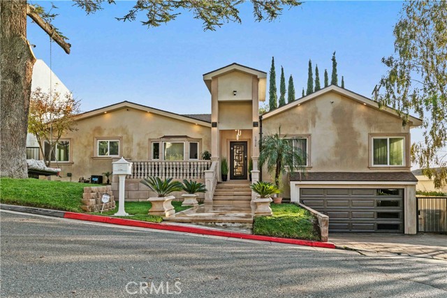 mlsblast's tweet card. This beautifully renovated 3-bedroom, 3.5-bath home offers modern luxury and move-in readiness in the sought-after Verdugo Woodlands. Featuring elegant marble flooring and an open-concept design, the...