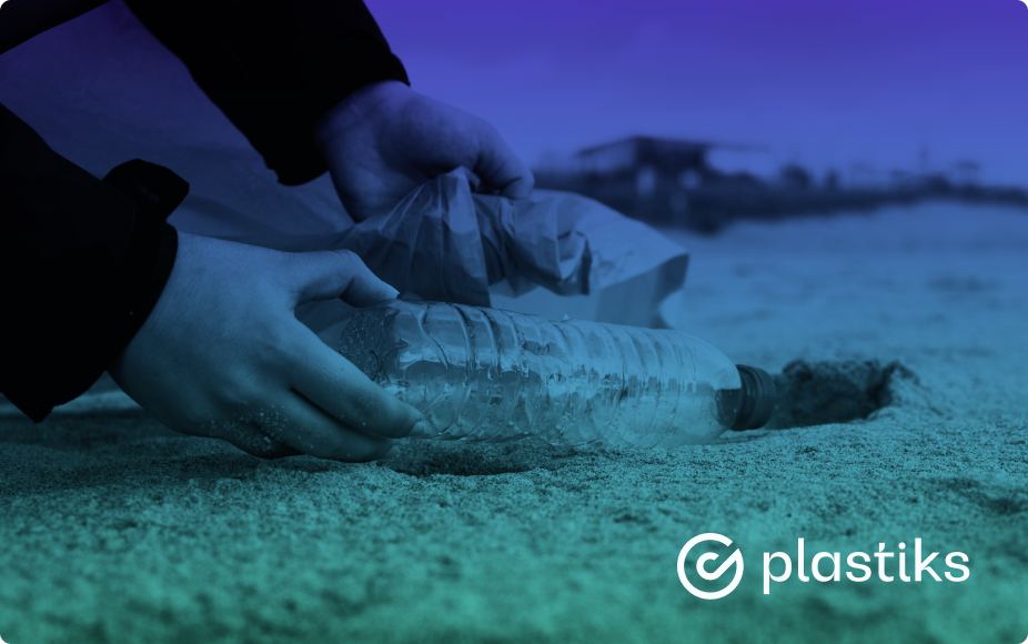 Plastiks_io's tweet card. Stake for Plastiks