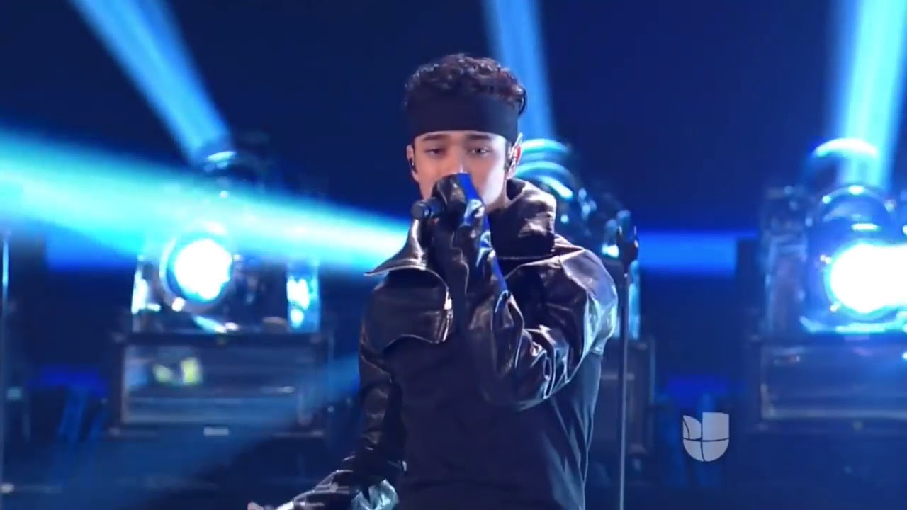 AlejandraCoo13's tweet card. CNCO Latin Grammy (Lo Mas Nuevo)