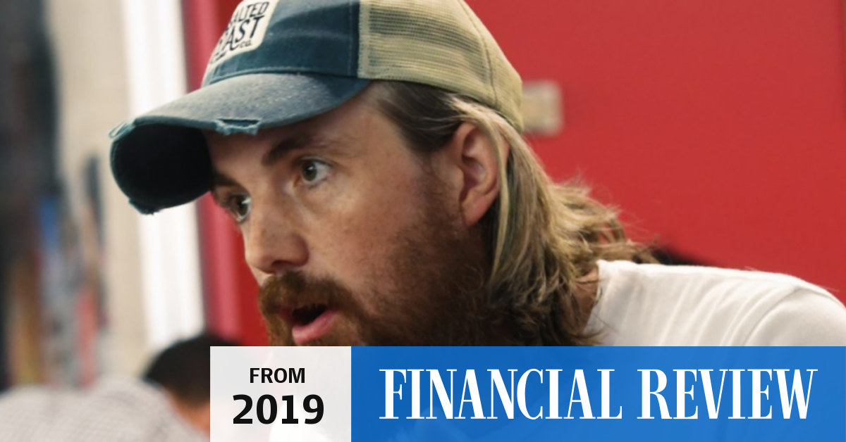 2000and1's tweet card. "We need clearly legislated targets for 100 per cent renewable energy by 2035 and net zero emissions by 2050 with four year targets along the way," Mike Cannon-Brookes.