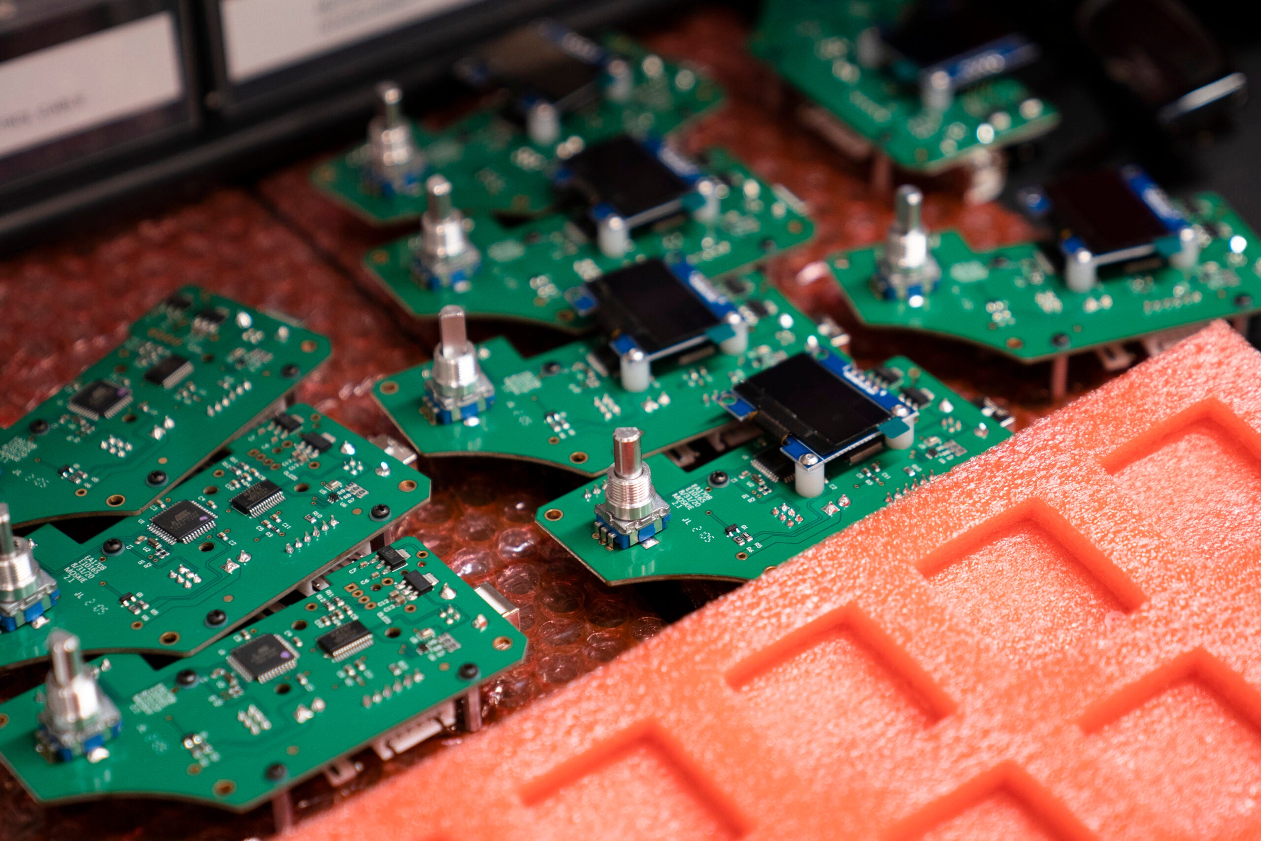 LimestoneRob's tweet card. As part of the expansion, Yaskawa America Inc. will begin manufacturing robots in Franklin.