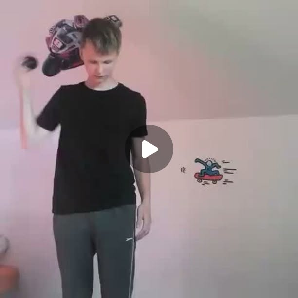 kittystringyoyo's tweet card. Kitty String (@kittystringyoyo) • Instagram video