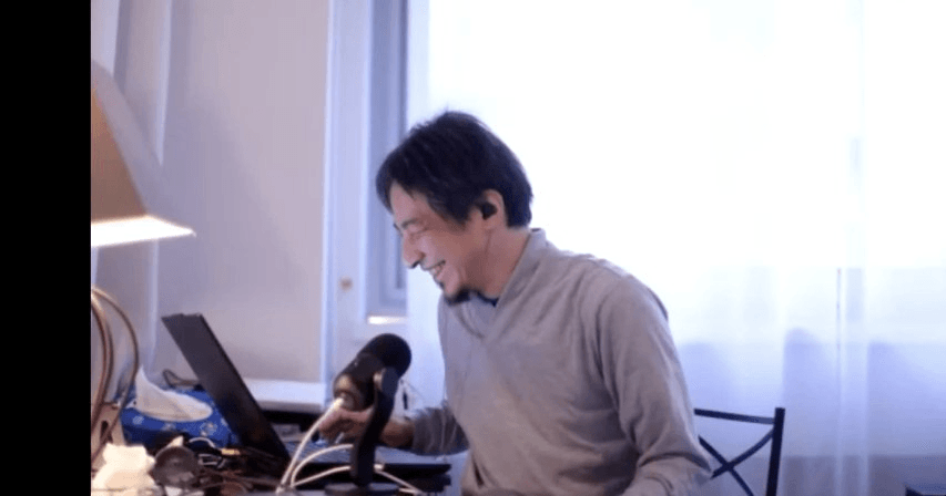 FreeAnalyticsPR's tweet card. 【3行要約】 ・AIによるコード生成が一般化し、エンジニアの役割が問われる時代になっています。 ・西村博之氏は自身のエンジニア経験から「仕組み丸ごと理解」の重要性を指摘し、40代・50代エンジニアの再評価に言及。 ・仕組みを丸ごと理解し、コストと納期のバランスを見極める力こそが、AI時代のエンジニアの価値になると...