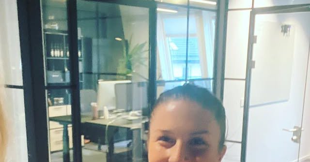 Tweet card summary image