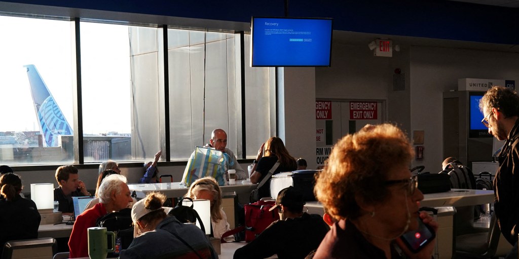 supporttree's tweet card. A massive outage was caused by what was supposed to be a routine update from the cybersecurity company CrowdStrike.