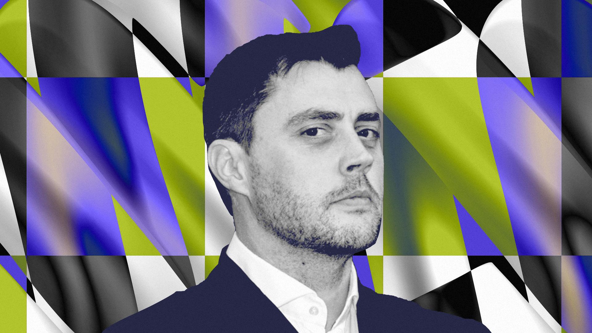 TheBlock__'s tweet card. All investors in both private and public rounds will get an “onchain redemption right” to redeem up to their original principal at any time.