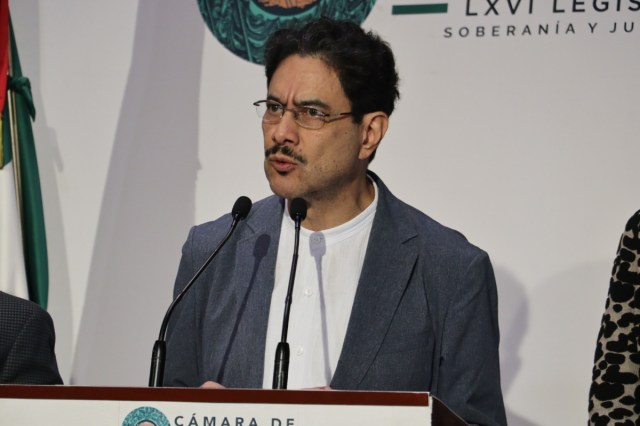 AlCarajoOrg's tweet card. Iván Cepeda candidato a la presidencia de Colombia en su visita en México. Foto: comunicaciones Morena. El senador y candidato por la presidencia de Colombia por el Pacto Histórico se consolida com…