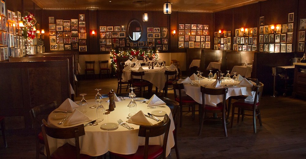 WeekndEDC2021's tweet card. Get in before Thanksgiving for meatballs, Sunday gravy, and Uncle Vincent’s lemon chicken