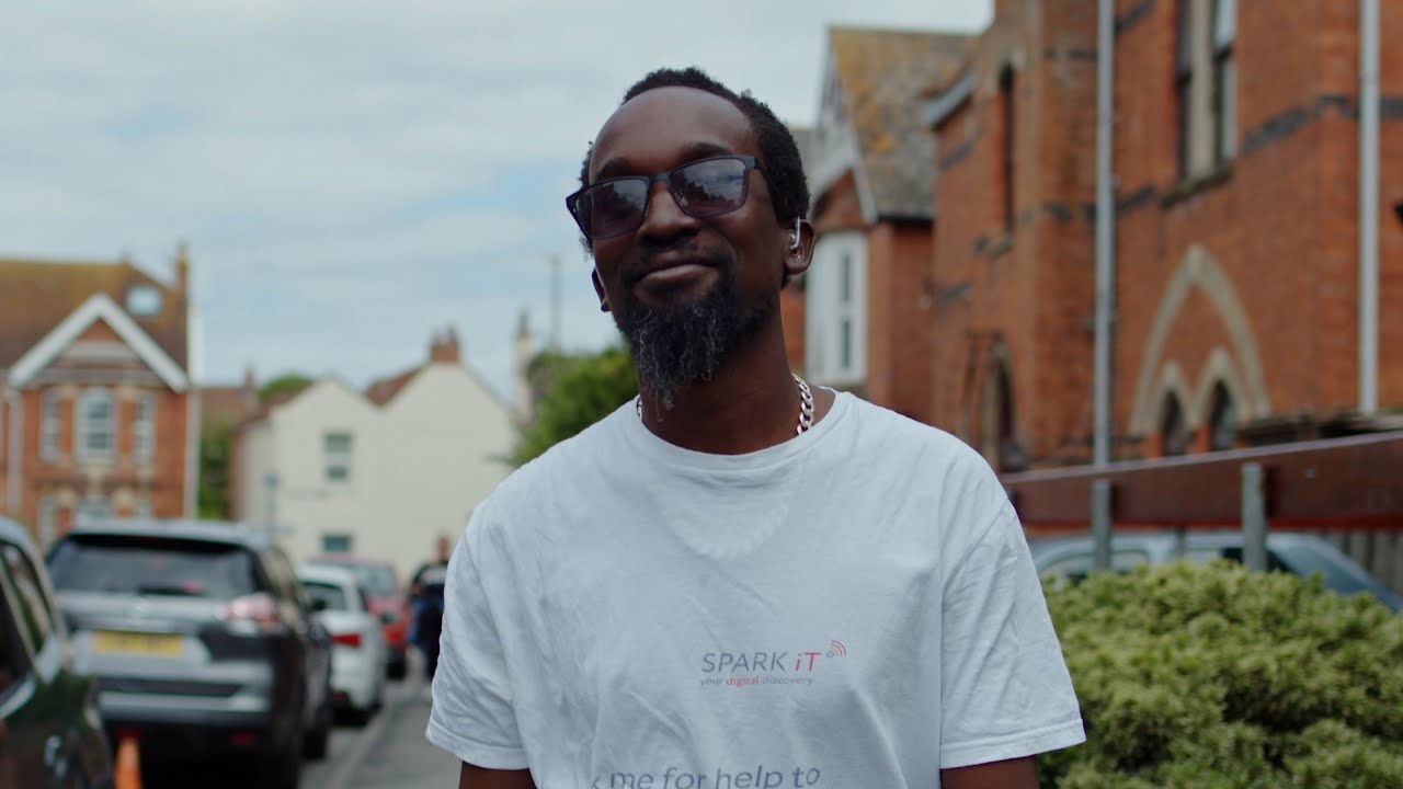 VisionForVol's tweet card. Volunteer in Somerset - your time, your way