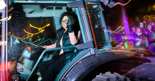 Tweet card summary image