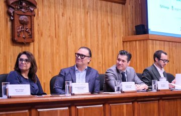 ManuelHerrV's tweet card. Se dirigieron 30 apoyos a mujeres, diez a educación técnica y diez más a estudiantes provenientes de comunidades indígenas.