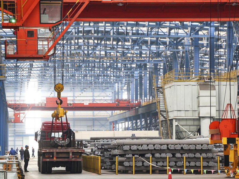 Omploimpli's tweet card. Chinesische Firma fertigt das Metall mit Erdgas und Wasserstoff, um von EU-Geldern zu profitieren. Hiesige Hersteller stehen unter Zugzwang.