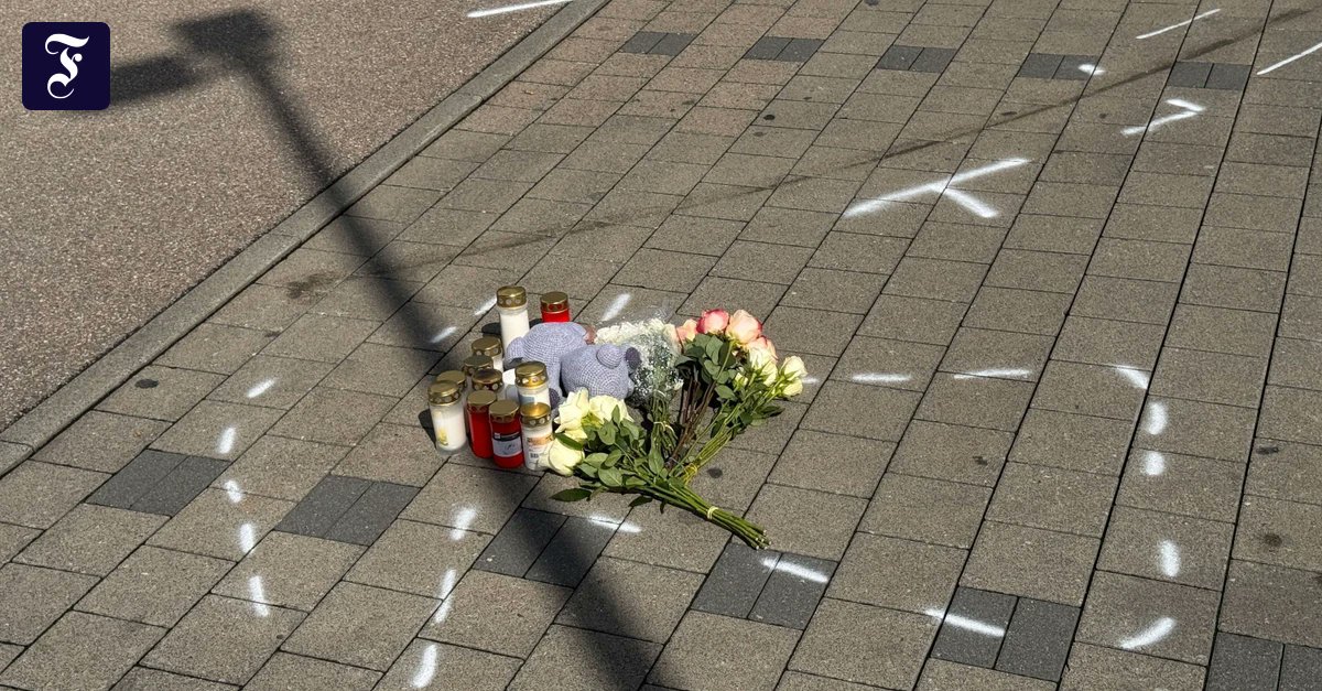 Omploimpli's tweet card. Im Hohenlohekreis soll ein 18-Jähriger einen Zwölfjährigen mit dem Auto verfolgt und tödlich verletzt haben. Nun kommt der Deutsche in Untersuchungshaft.