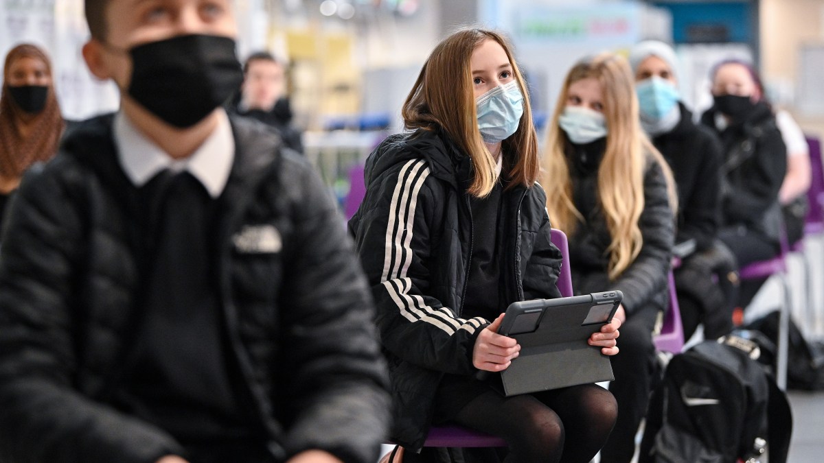 UKHospKate's tweet card. Centre for Social Justice cites 700% rise in calls to domestic abuse helpline and a sharp increase in mental health problems among the disadvantaged