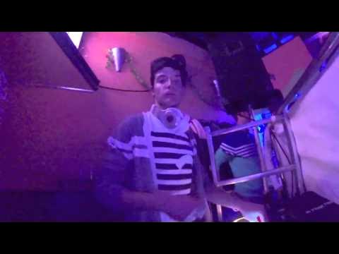 FestiBurgo's tweet card. AfterMovie(mini) FestiBurgo Secret Party (29.03.2013 @ La Bodega,...