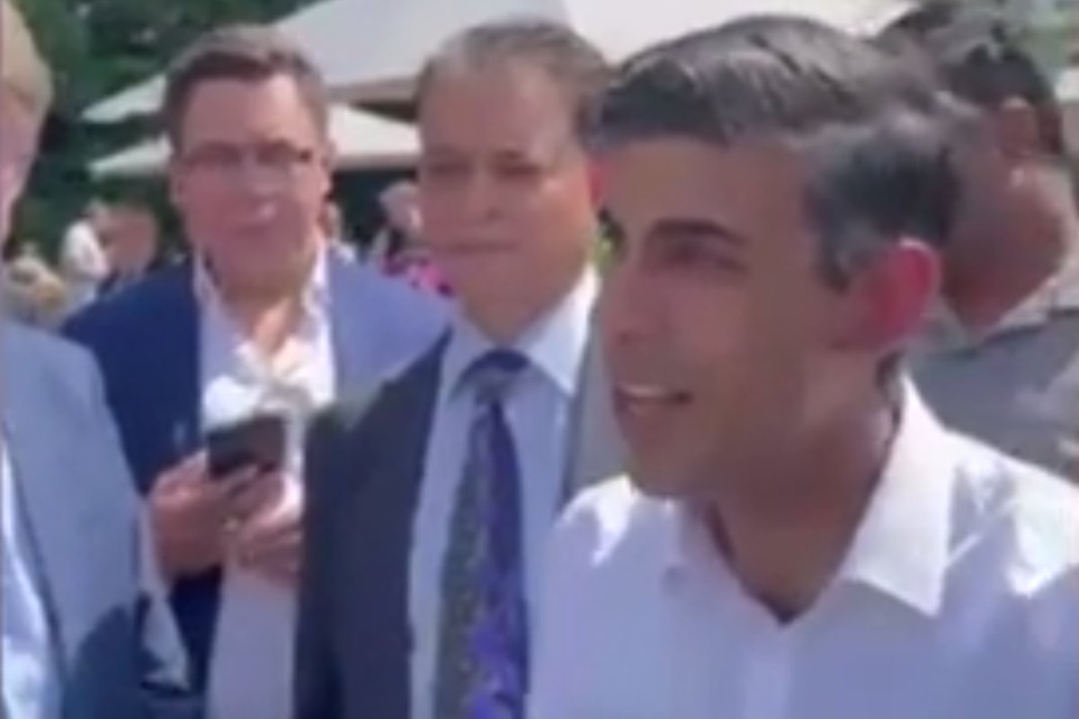 stevengray31's tweet card. Groups excluded from Covid support schemes are coordinating to challenge Sunak on the campaign trail