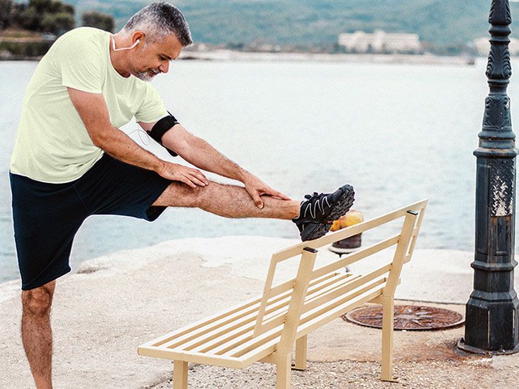 DocEducation's tweet card. Crepitus of the knee is when the knee makes a cracking or popping sensation when the a person bends or extends it. Often, it is the harmless popping of air pockets. Sometimes, however, it can point...