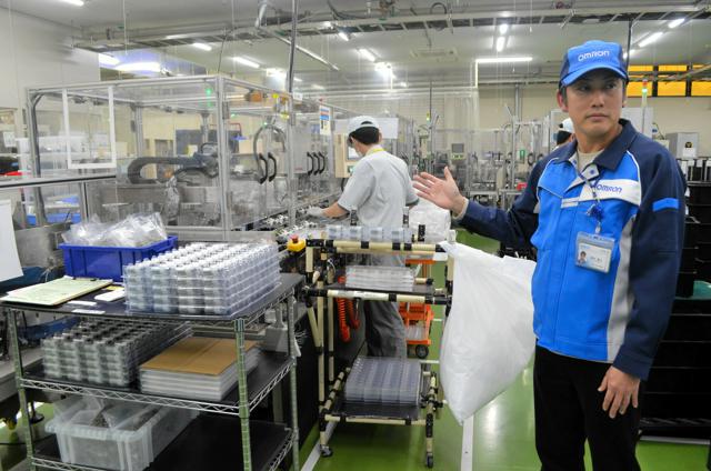 omron_hc_pr's tweet card. 　医療機器メーカーのオムロンヘルスケア（本社・京都府向日市）は、国内唯一の生産拠点の工場が三重県松阪市にある。オムロンの家庭用電子血圧計の世界累計販売がこのほど4億台を超えたのを機に、同社は松阪工場