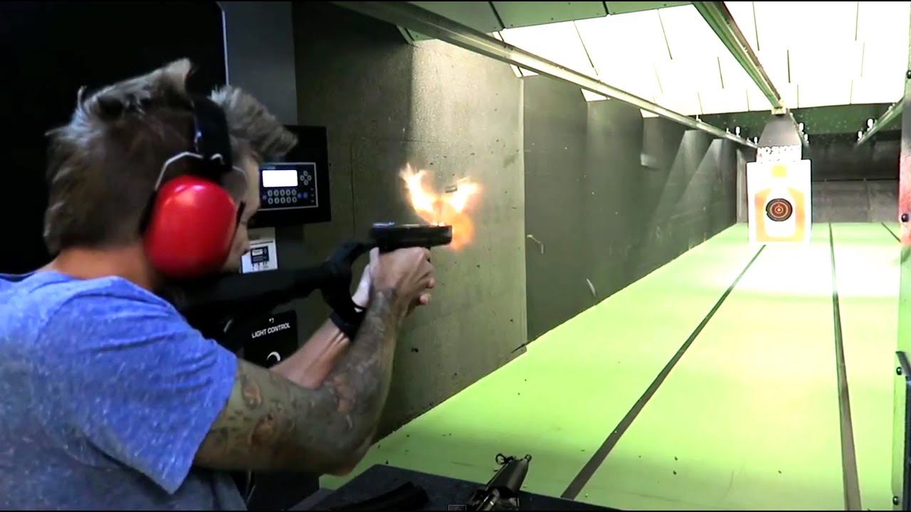 RomanAtwood's tweet card. FULL AUTO DESTRUCTION!!