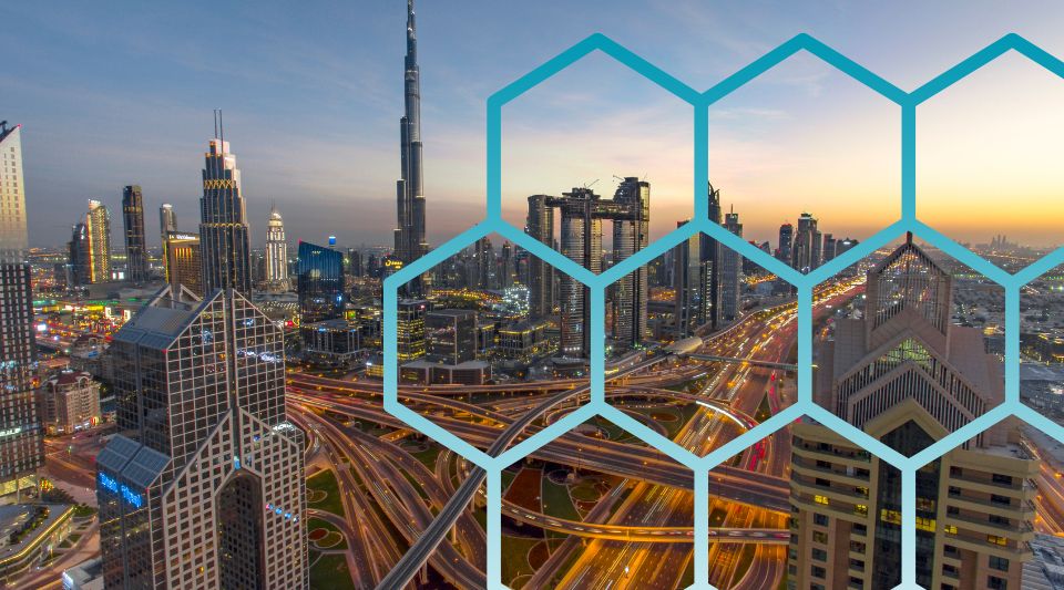 PlusWeb3_'s tweet card. 電通総研とテックタッチは、AGCの人事システムにA…