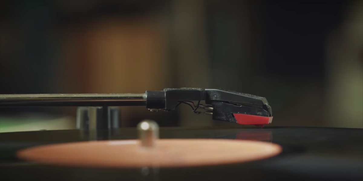 focuspullernet's tweet card. What is visual rhythm and how can you use it to make better, more interesting films?