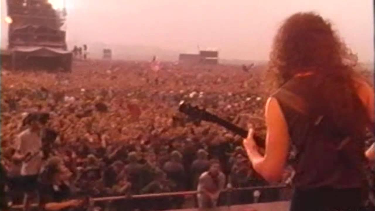 davetp's tweet card. Metallica - Enter Sandman Live Moscow 1991 HD