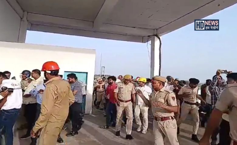 humdekhengenews's tweet card.   શનિવારે સાંજે મોક ડ્રીલ દરમિયાન ઝાલાવાડના ઝાલરાપાટન શહેરથી લગભગ 15 કિમી દૂર કાલીસિંધ ડેમ પર મધમાખીઓએ હુમલો કર્યો હતો. અચાનક હુમલો