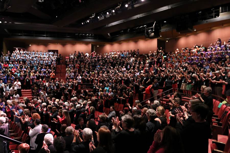 SMUDataArts's tweet card. The challenge of declining attendance also presents an opportunity for theatres to diversify and expand their reach and impact.