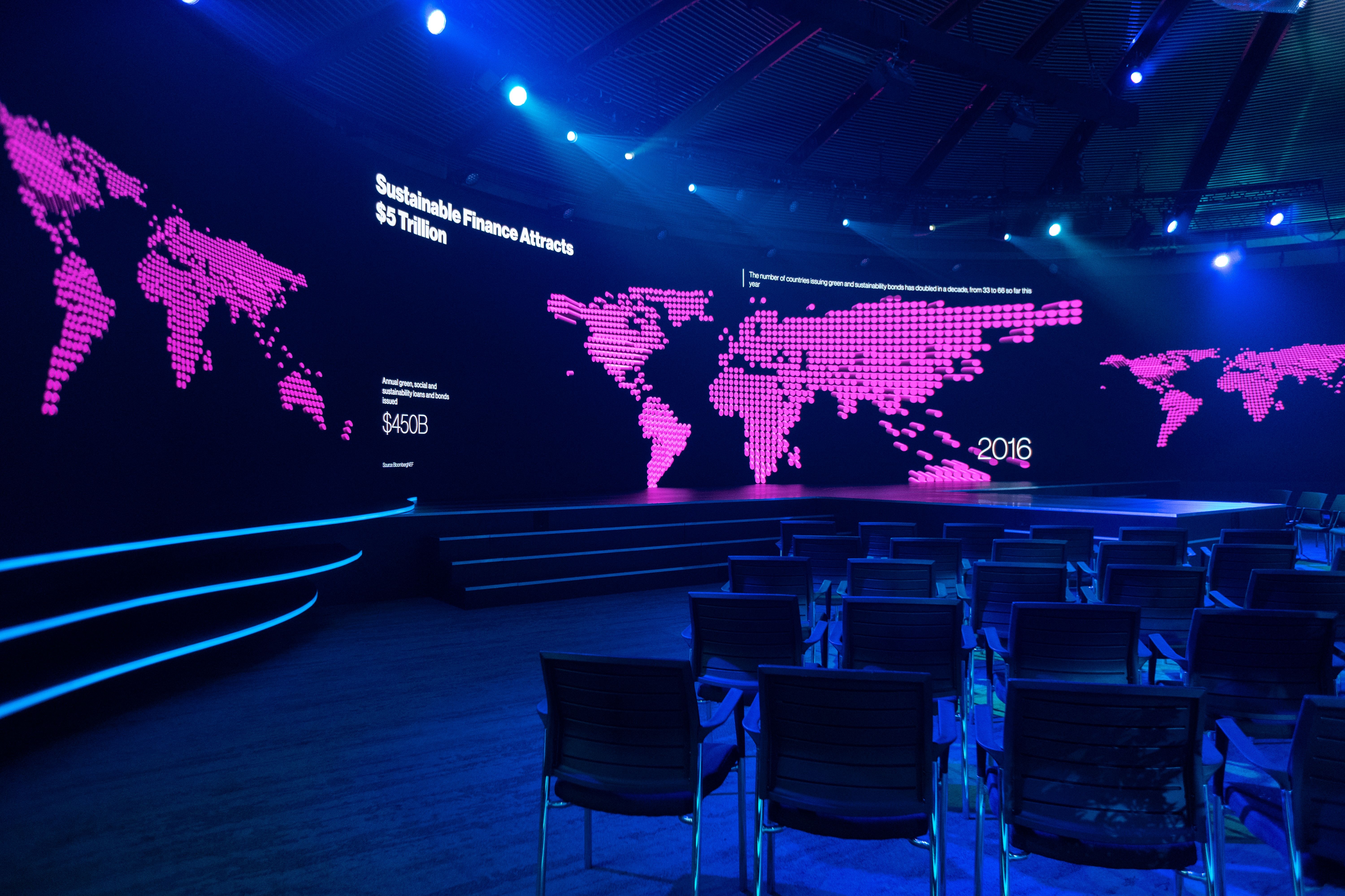 shoeRoof's tweet card. Schema is pioneering the future of AI experiences. We combine data 
and design to create intelligent interfaces for frontier technologies.