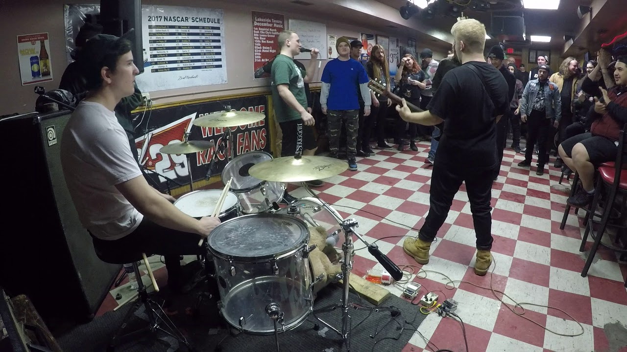 palodinico2's tweet card. Bandit- Richmond, Virginia (Full Set)