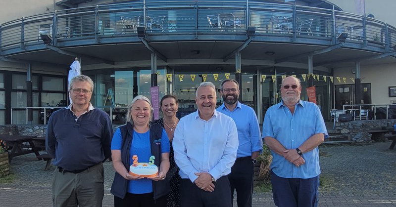 Tweet card summary image