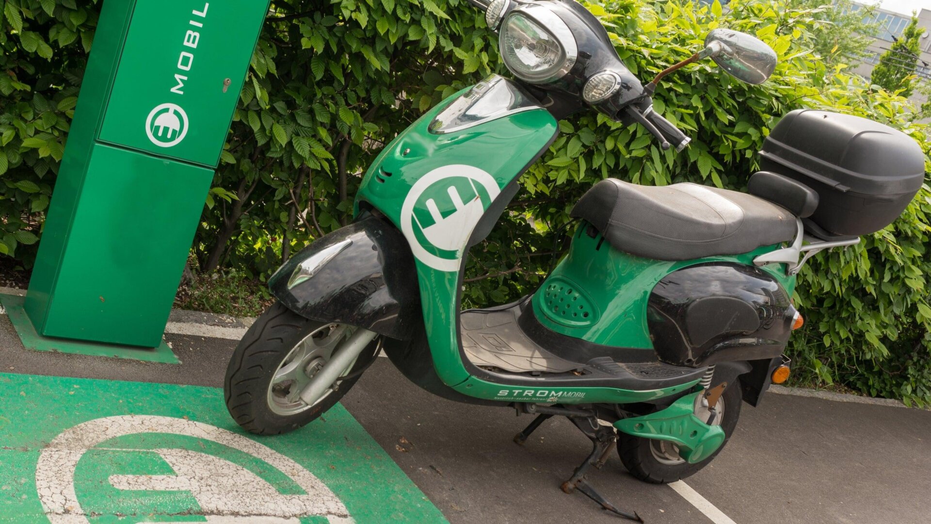 quantumterminal's tweet card. The Sakuu Corporation, a California-based company backed by Musashi Seimitsu, has announced a new 3D printing system that can print large electric vehicle