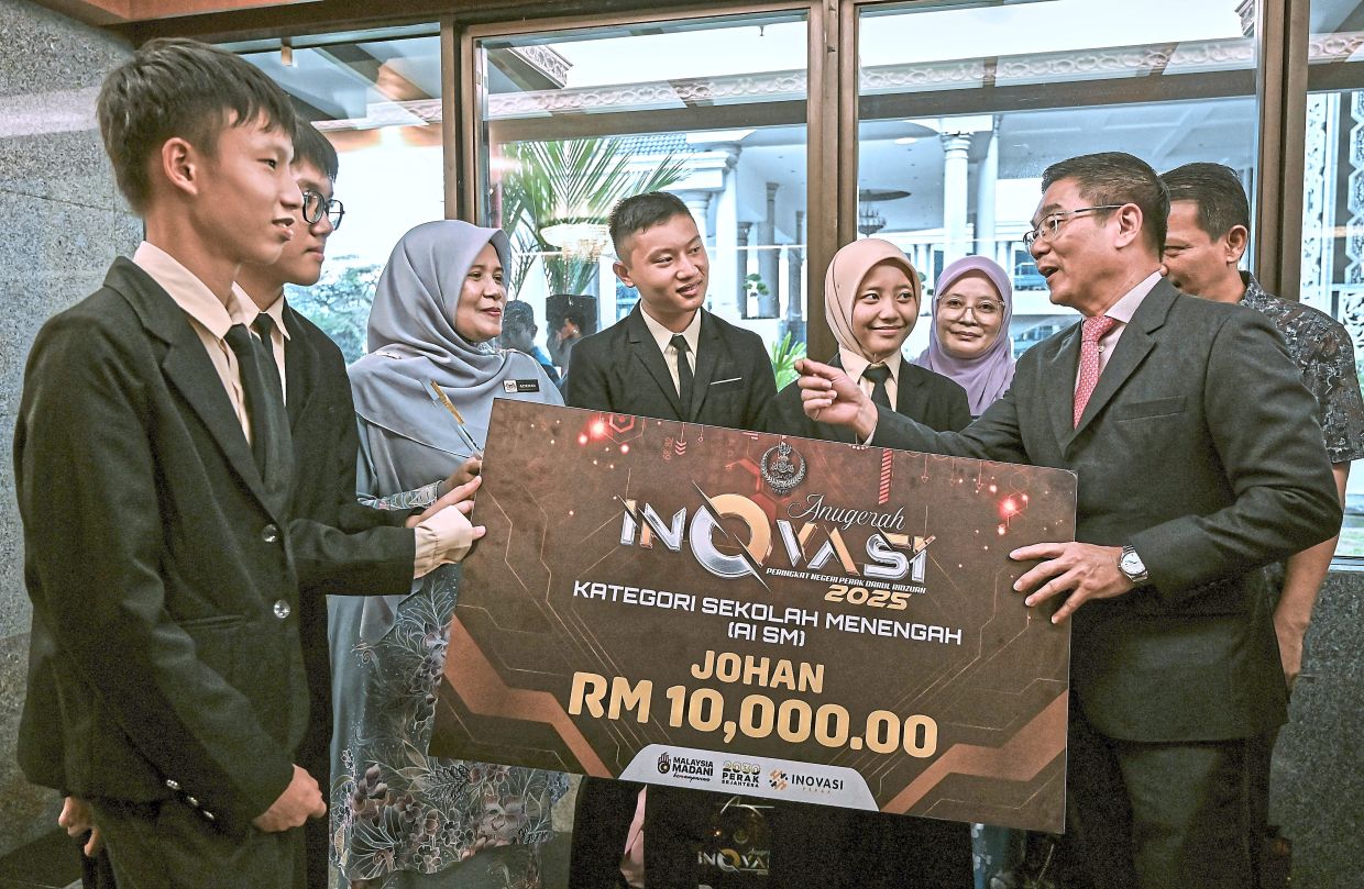 staronline's tweet card. The Perak government is ensuring every invention can be developed, commercialised and fully utilised for public welfare and economic growth, said Mentri Besar Datuk Seri Saarani Mohamad.