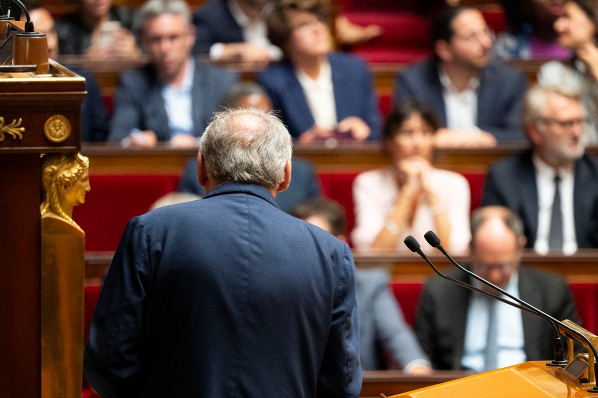maelthierry's tweet card. Neuf mois après sa nomination à Matignon, François Bayrou tombe sur le vote de confiance qu’il avait lui-même demandé, entraînant la chute de son gouvernement.