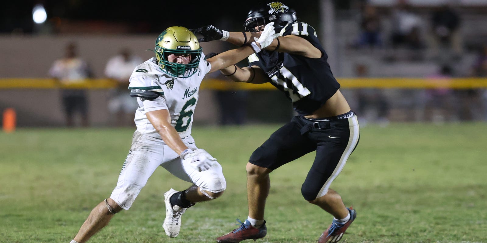 CFreemanJAX's tweet card. It's second-round playoff time in 2025 Florida high school football in the Jacksonville area. Follow for live updates & FHSAA scores on Friday night.