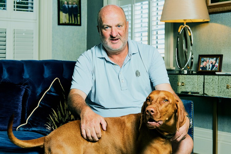 avandyc's tweet card. Tim Murphy was born into a working-class family in Liverpool and his parents wanted him to become a Catholic priest. But he had different ideas and after leaving grammar school he took an admin job...