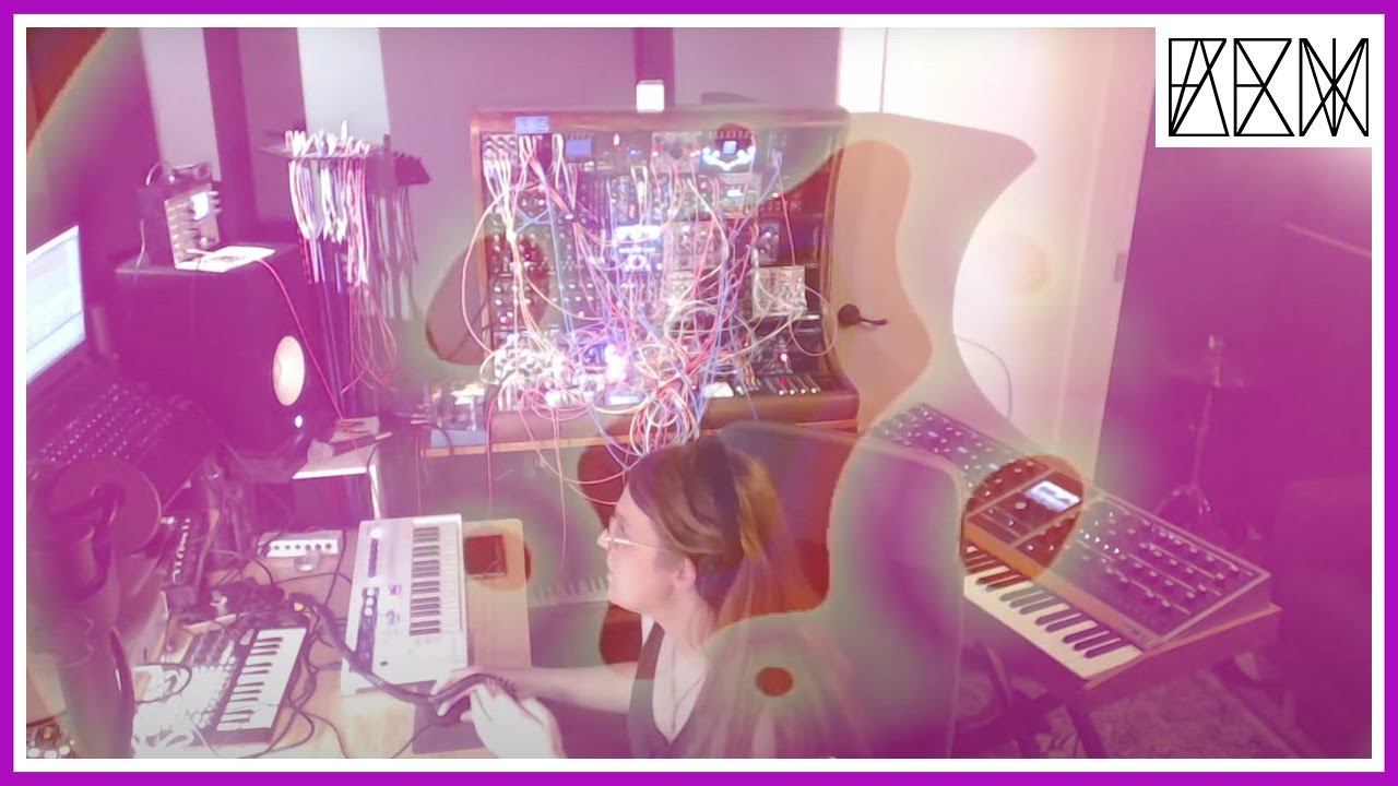 IslaHinck's tweet card. EZX 23 (D3, P1) - Isla's Synth Concert