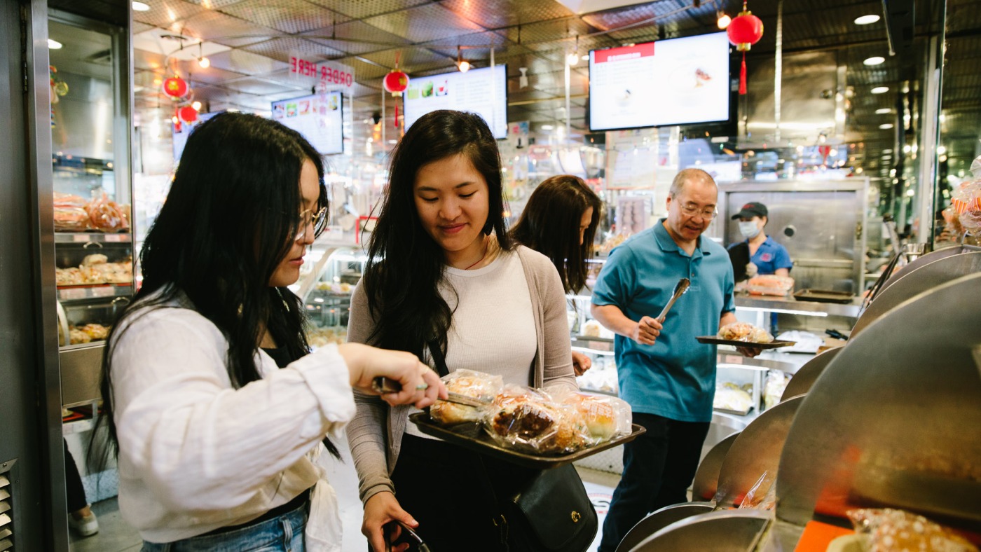 techdotintel's tweet card. Apple, Google and Samsung are all working to integrate AI that can generate recipes into their virtual assistants, like Siri. People who work to develop recipes respond.