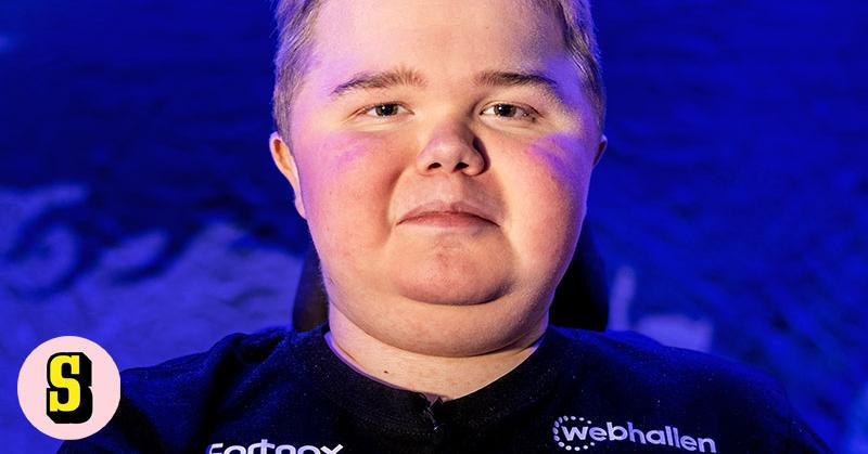 pappalitocs's tweet card. Sigge Stengård är förmodligen ensam i världen om sin kombination av sjukdomar. Men 18-åringen har inte tid att grubbla över det. Han har en match att spela, ett lag att ta hand om. När elvaårige...